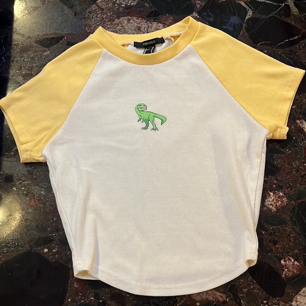 Forever 21 cropped dinosaur T shirt